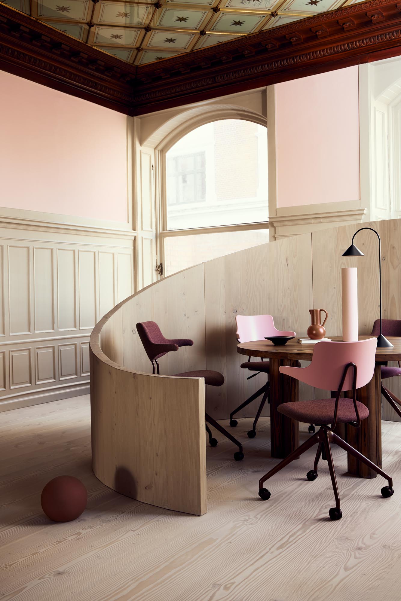 Konferencestole med hjul er den perfekte løsning til arbejdspladser