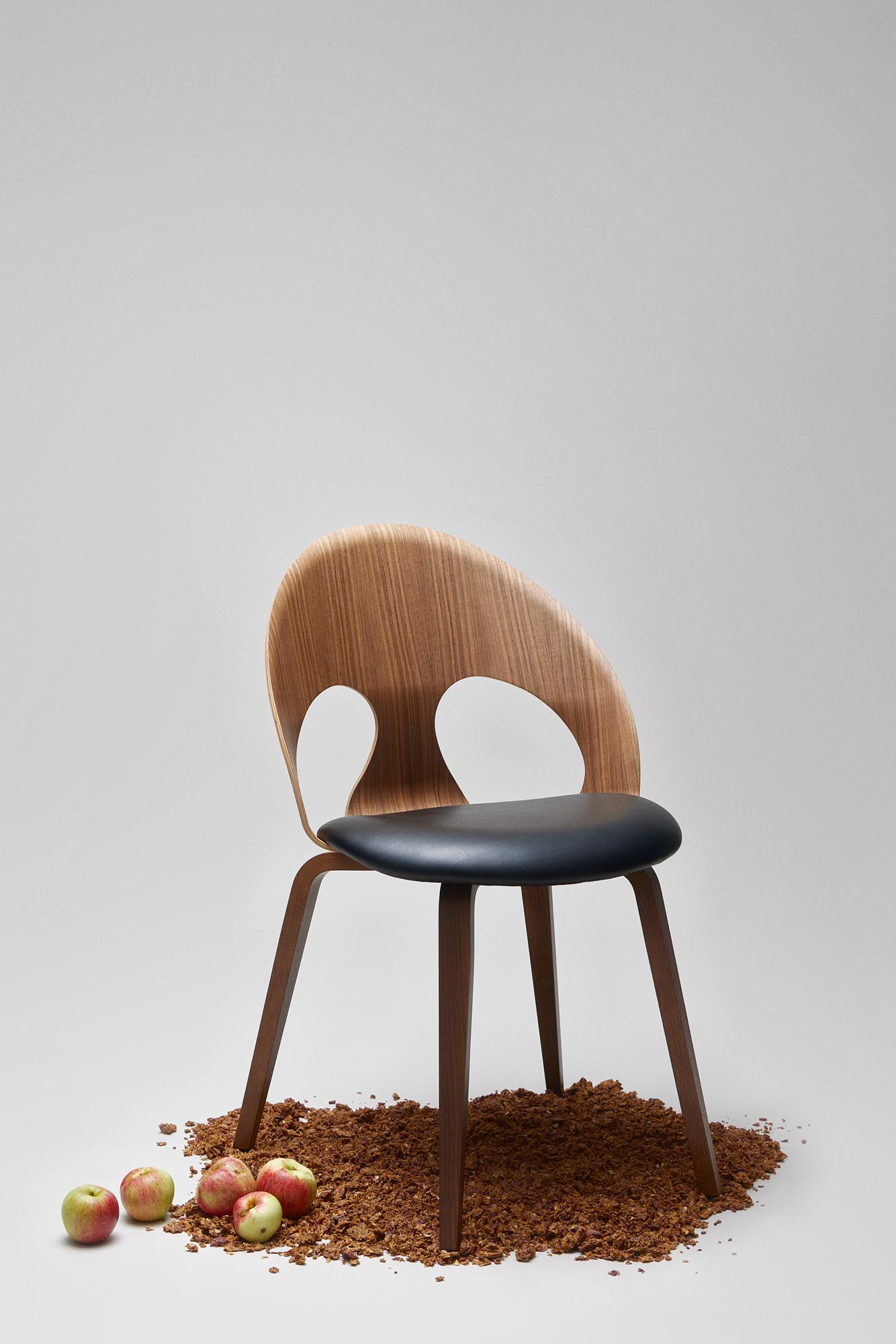 vermund vl110 conference room chair vision walnut frame leap leather seat 1